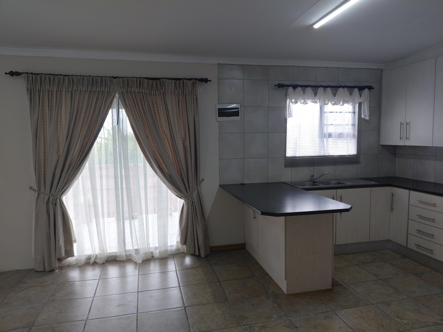 4 Bedroom Property for Sale in Vanes Estate Eastern Cape